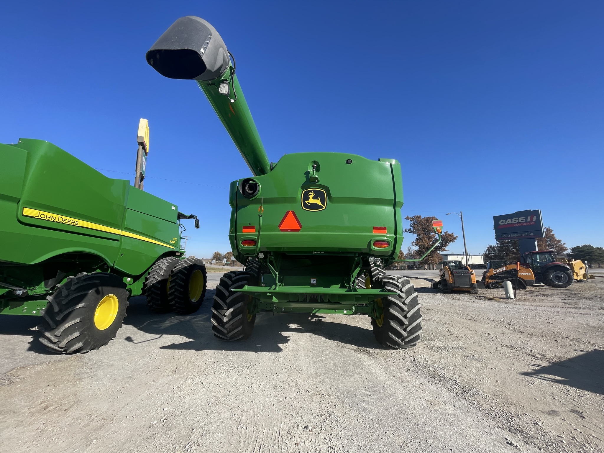  2022 John Deere S770 at Heritage Tractor in Seneca, KS