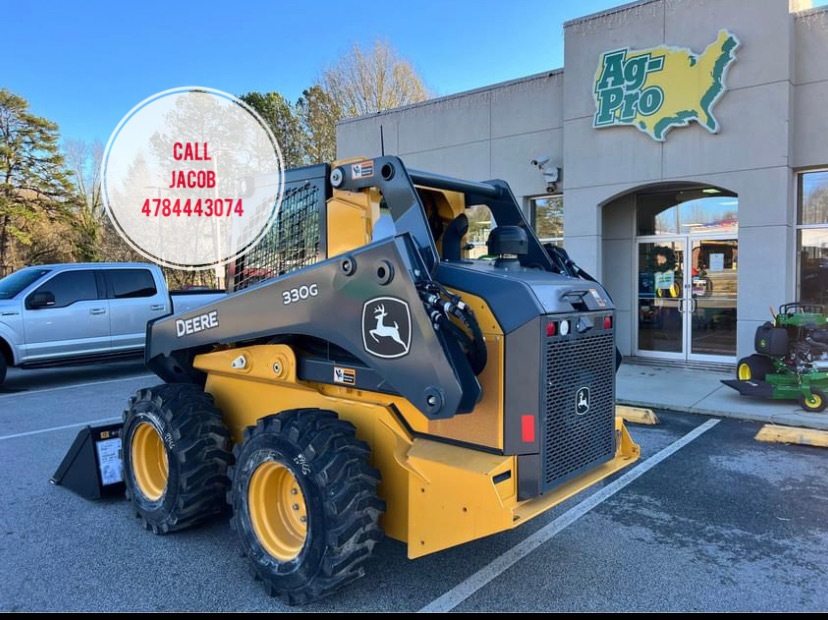 2023 John Deere 330G Image 3