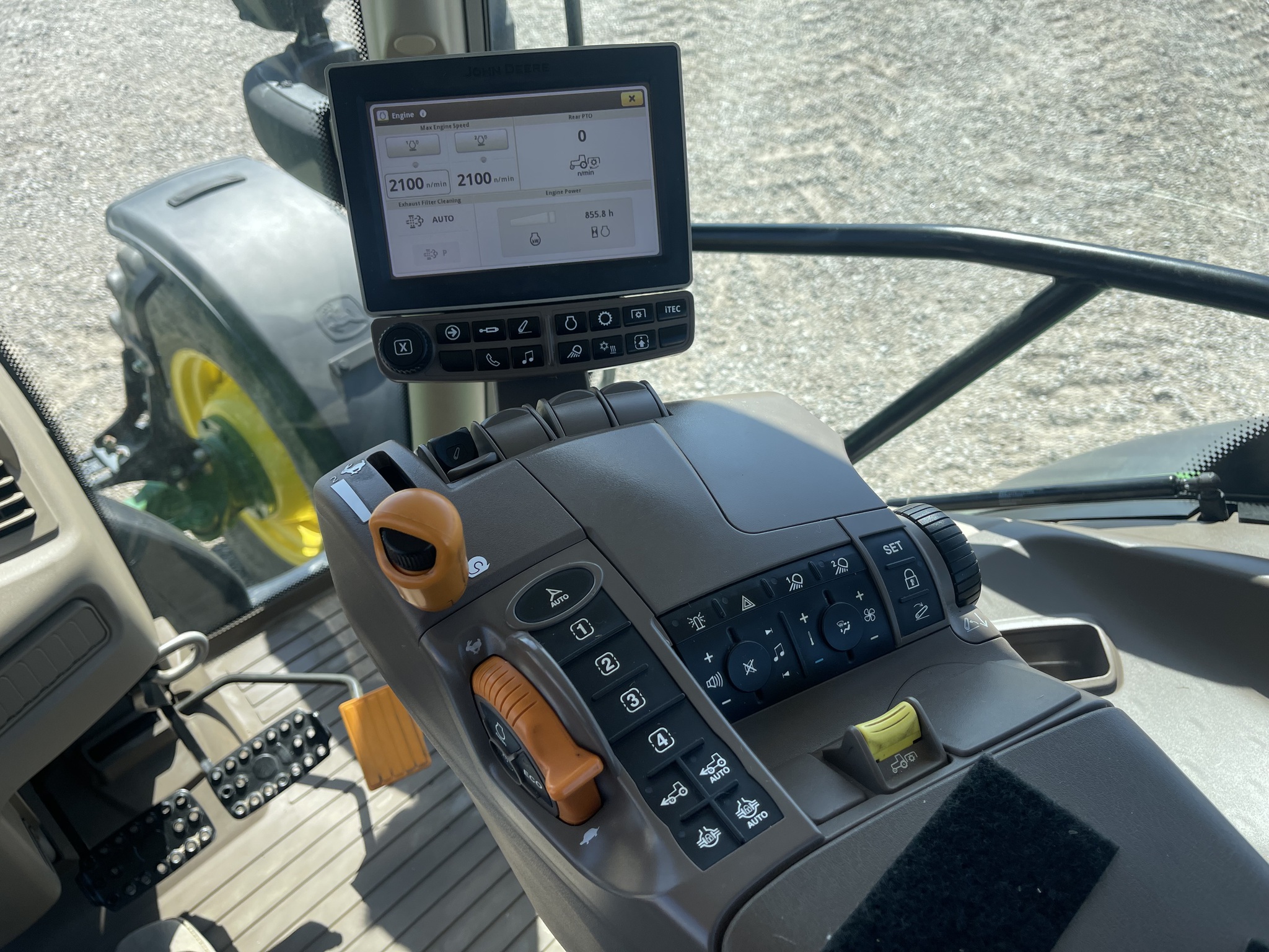  2017 John Deere 6130R at Heritage Tractor in Brimfield, IL