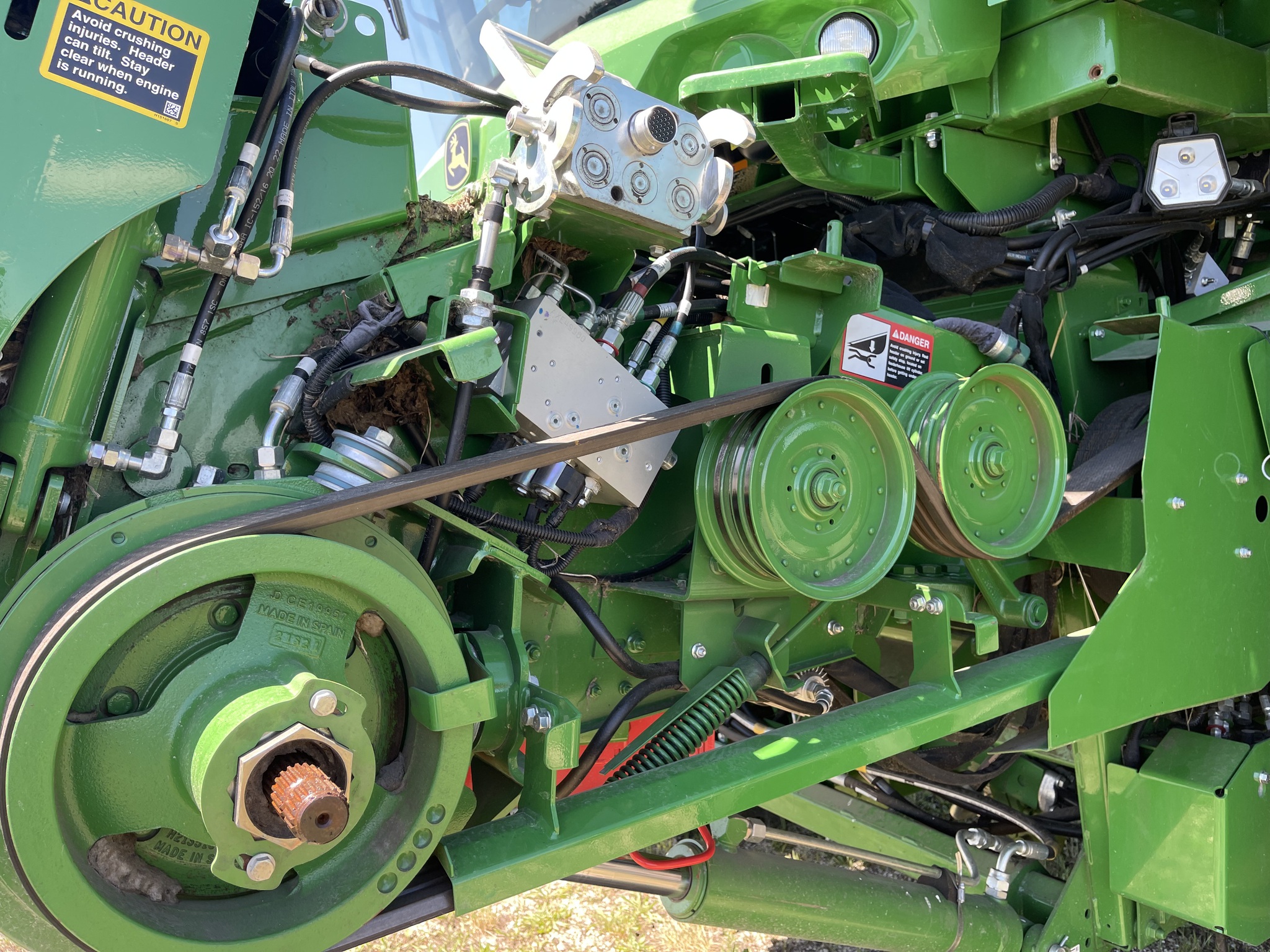  2023 John Deere S780 at Heritage Tractor in Monmouth, IL