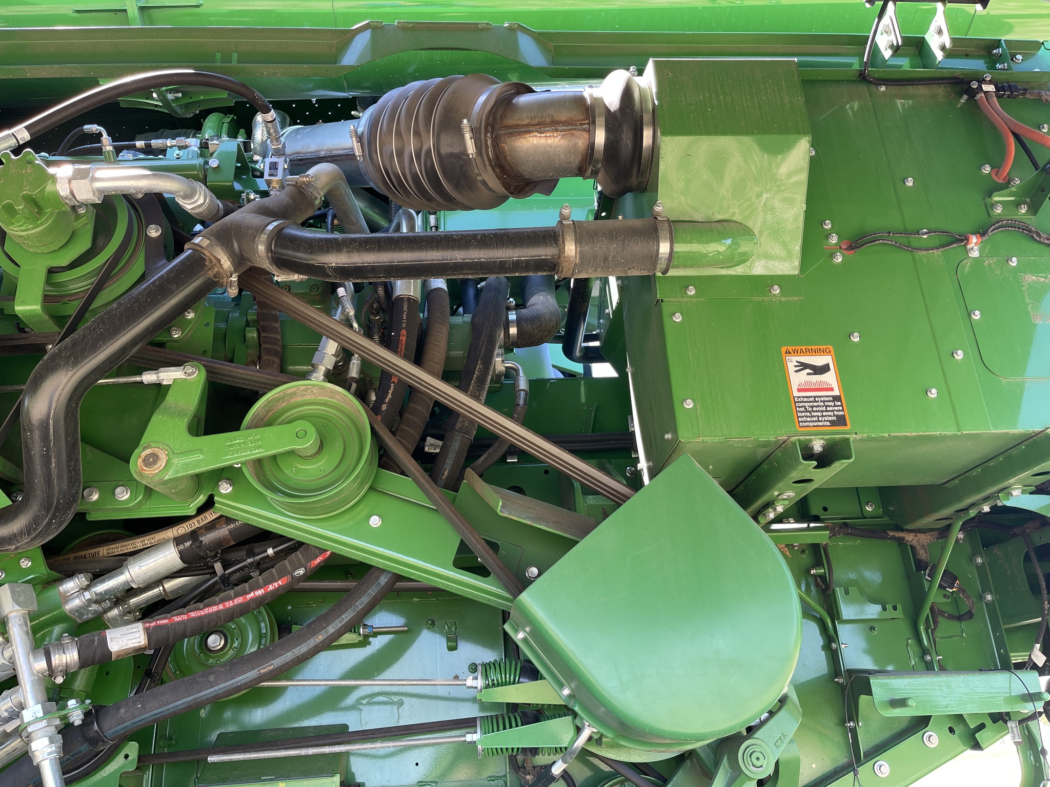  2023 John Deere S780 at Heritage Tractor in Monmouth, IL