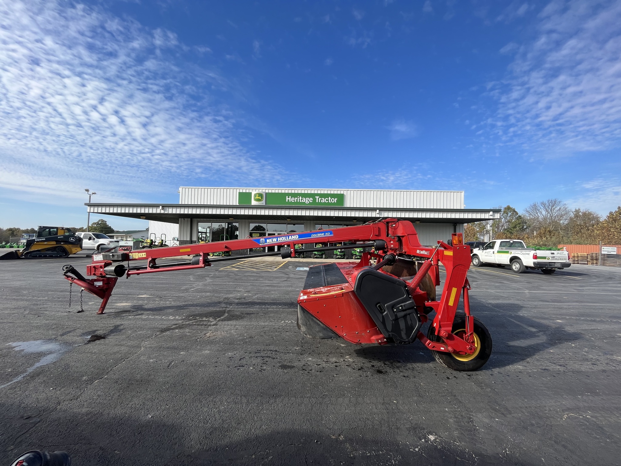  2015 New Holland 313 at Heritage Tractor in Anderson, MO