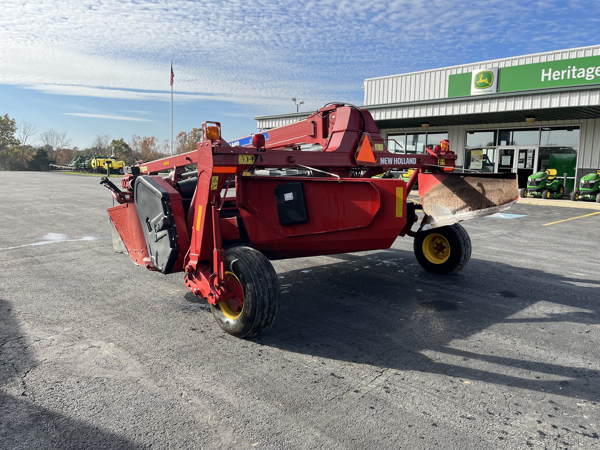  2015 New Holland 313 at Heritage Tractor in Anderson, MO