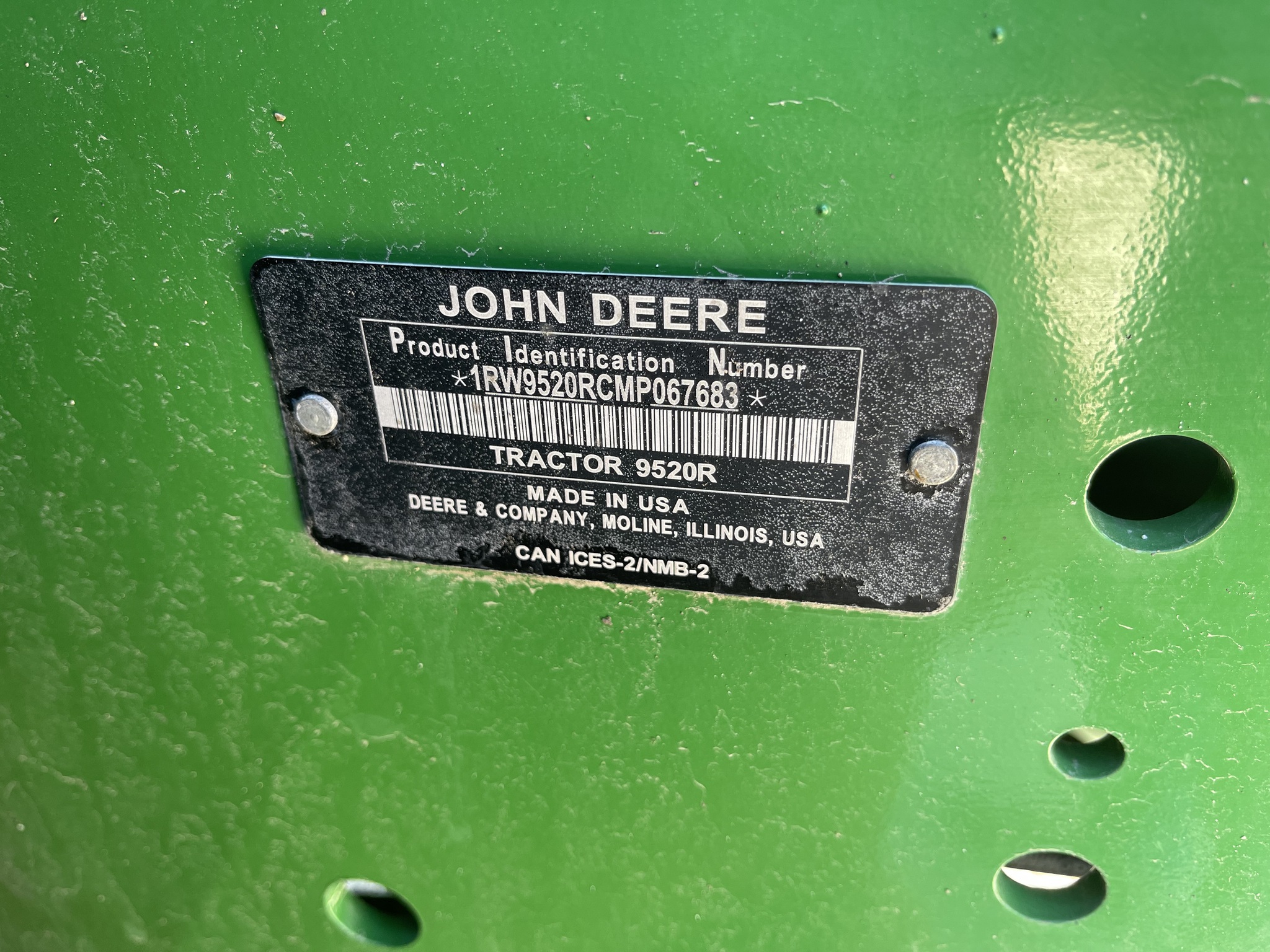  2021 John Deere 9520R at Heritage Tractor in Brimfield, IL