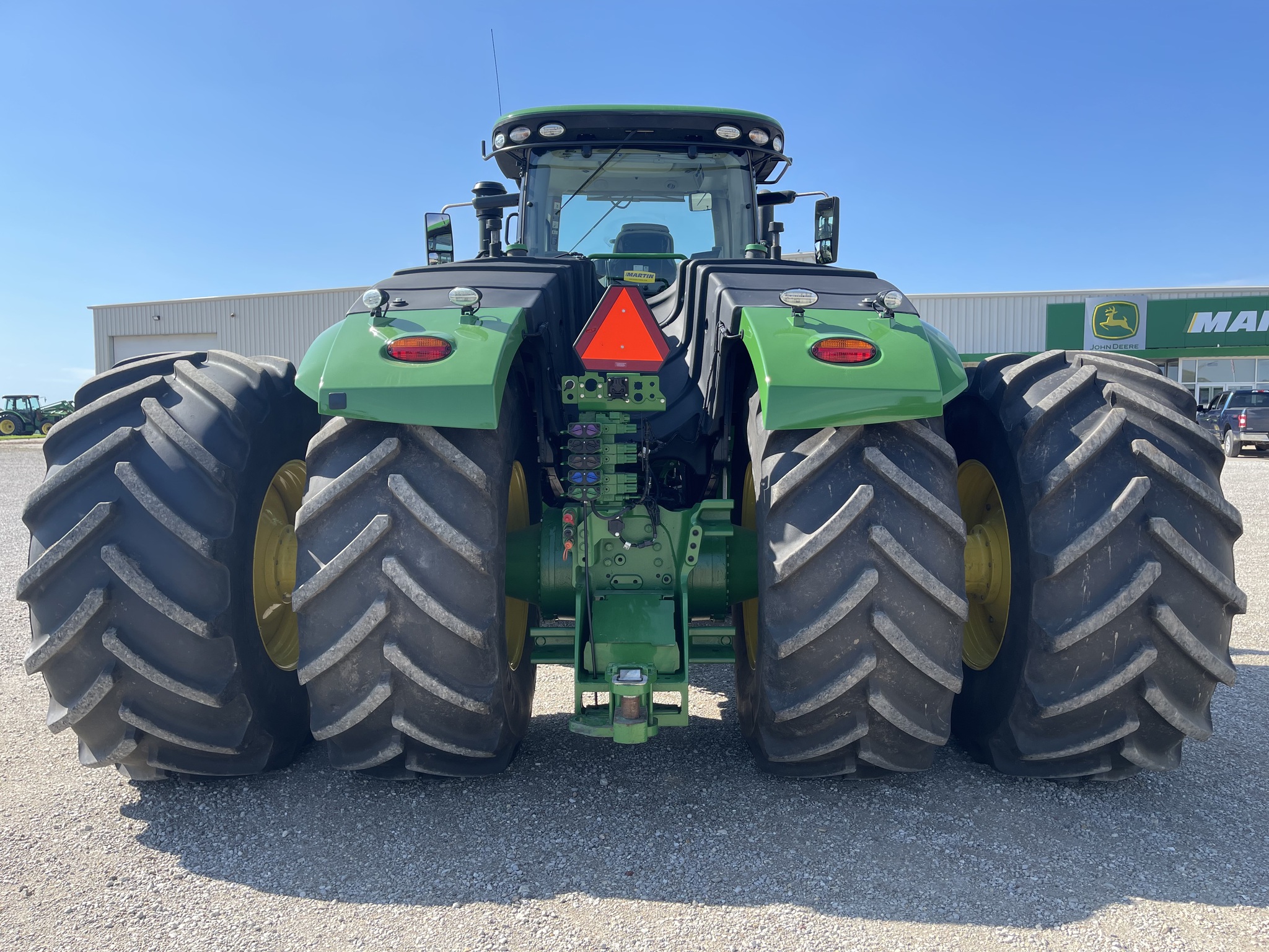  2021 John Deere 9520R at Heritage Tractor in Brimfield, IL