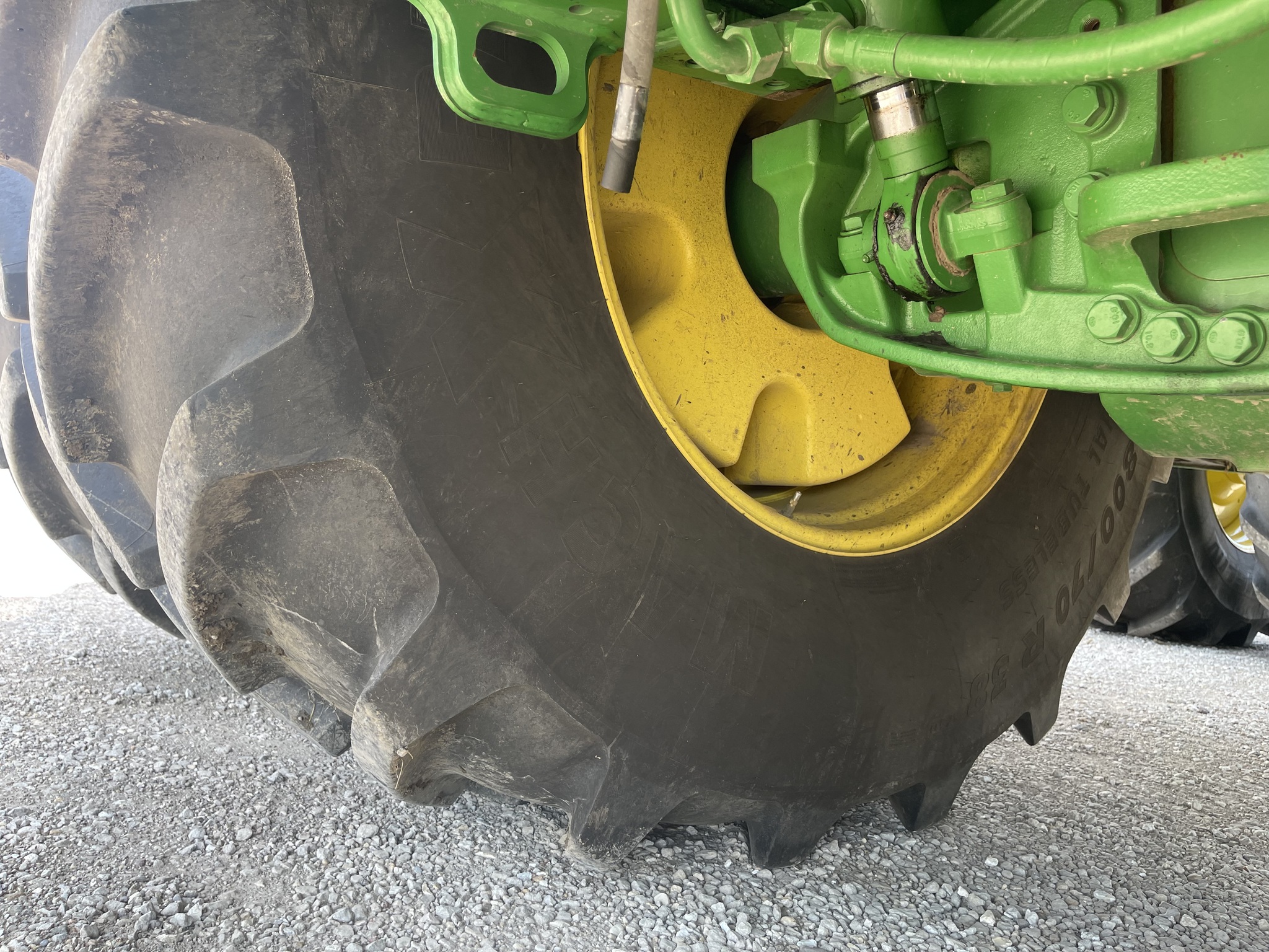  2021 John Deere 9520R at Heritage Tractor in Brimfield, IL