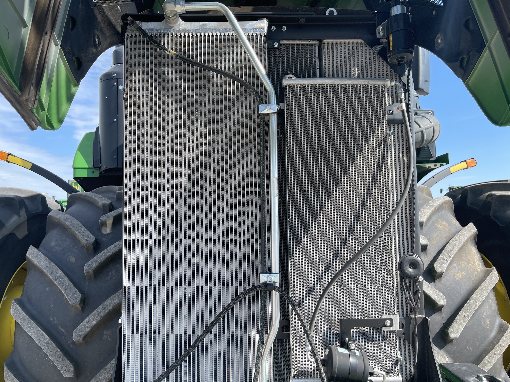  2021 John Deere 9520R at Heritage Tractor in Brimfield, IL
