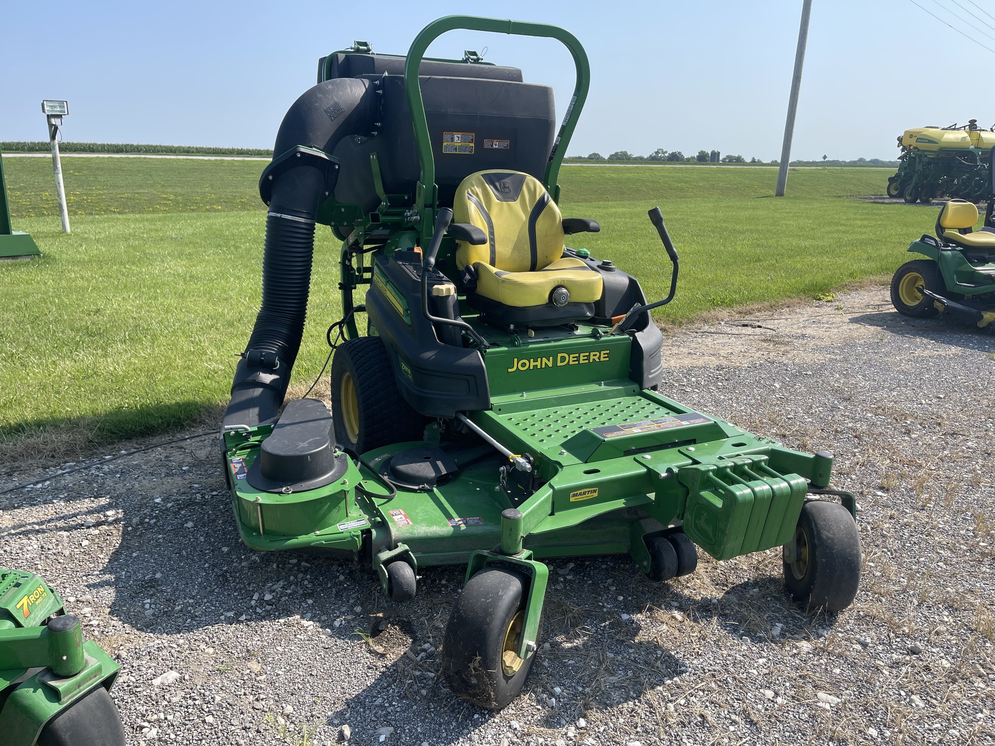  2021 John Deere Z997R at Heritage Tractor in Carthage, IL
