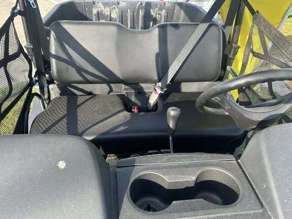 2023 John Deere XUV590M-6