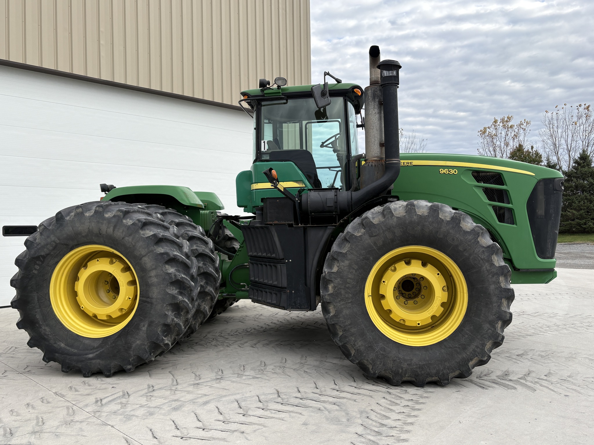 2011 John Deere 9630 Image 2