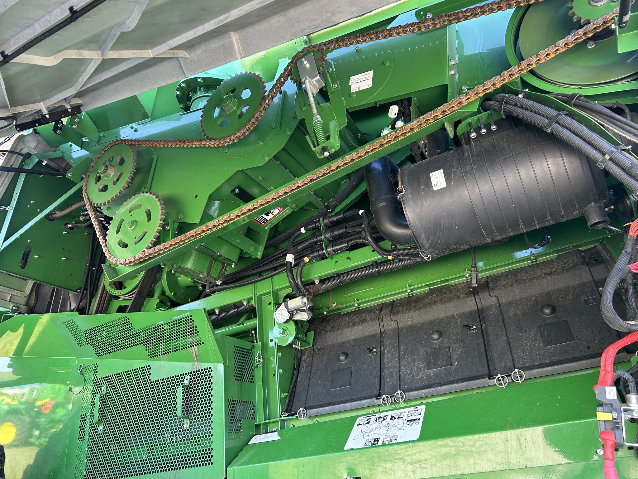  2021 John Deere S780 at Heritage Tractor in Nevada, MO