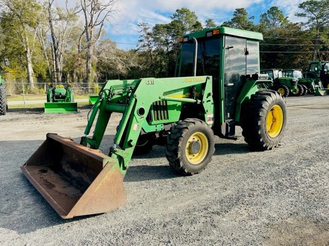 2000 John Deere 5510 Image 2