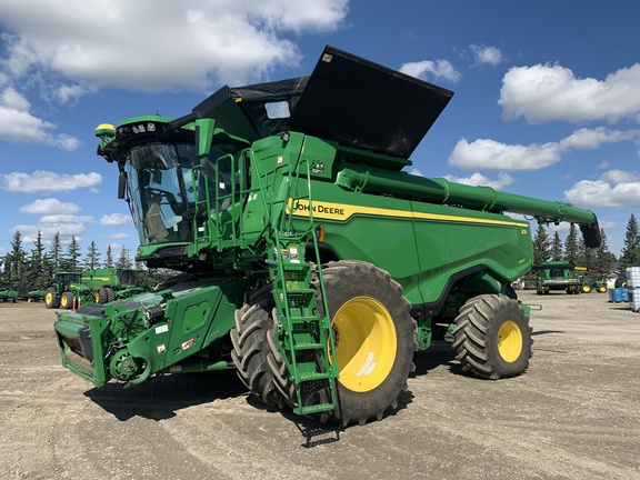 Photo of 2022 John Deere X9 1100
