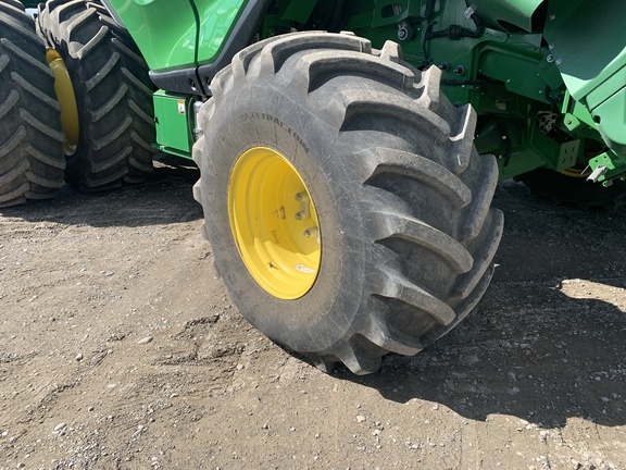 2022 John Deere X9 1100