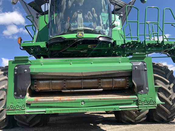 2022 John Deere X9 1100