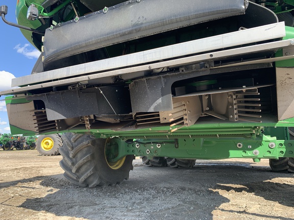 2022 John Deere X9 1100