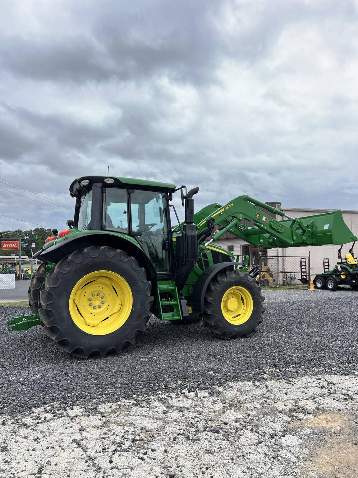 2023 John Deere 6110M Image 1