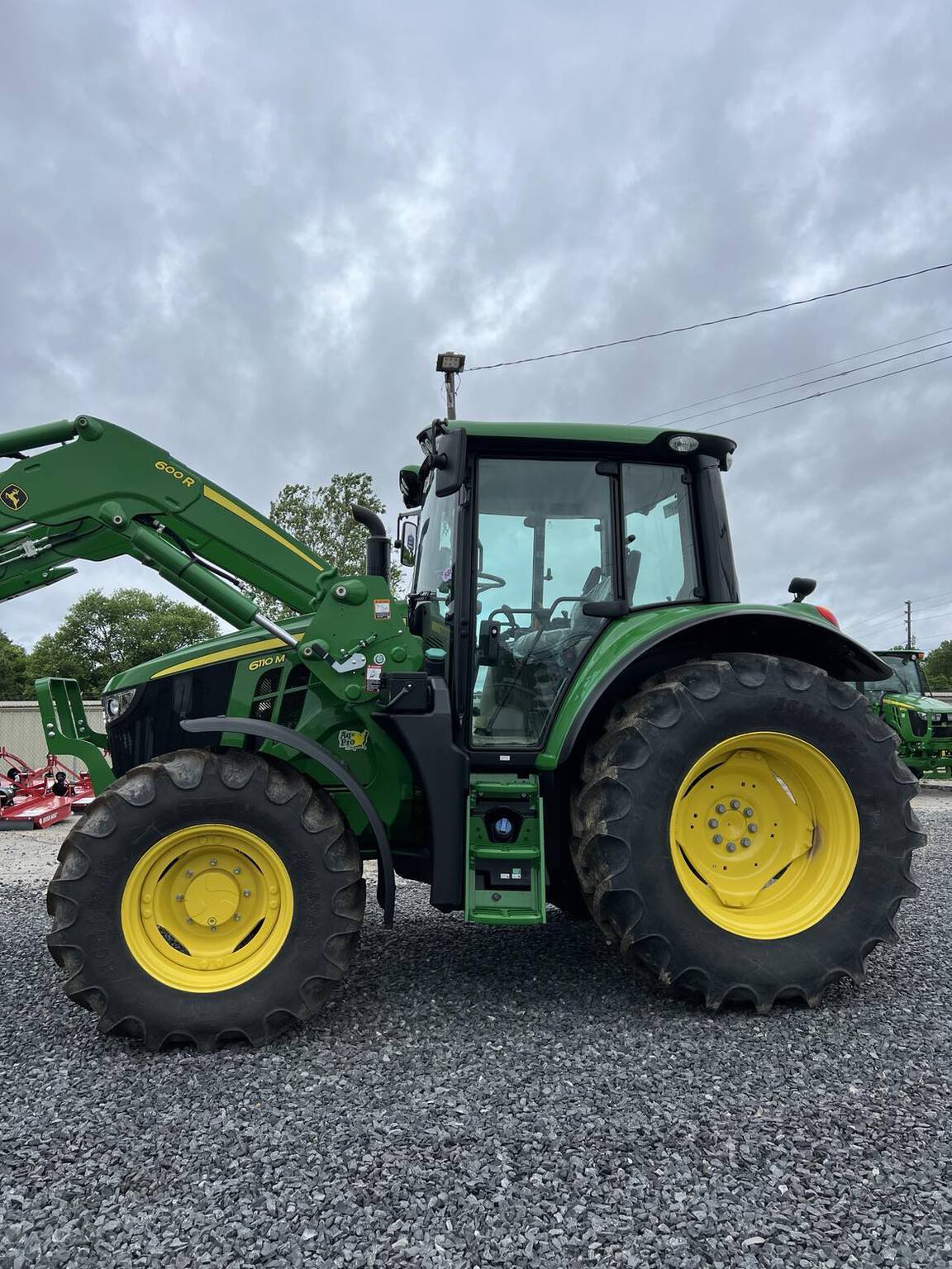 2023 John Deere 6110M Image 3