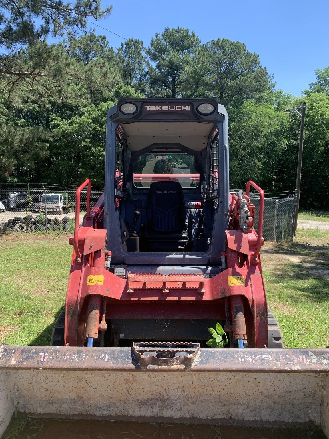 2017 Takeuchi TL 10V-2 Image 1