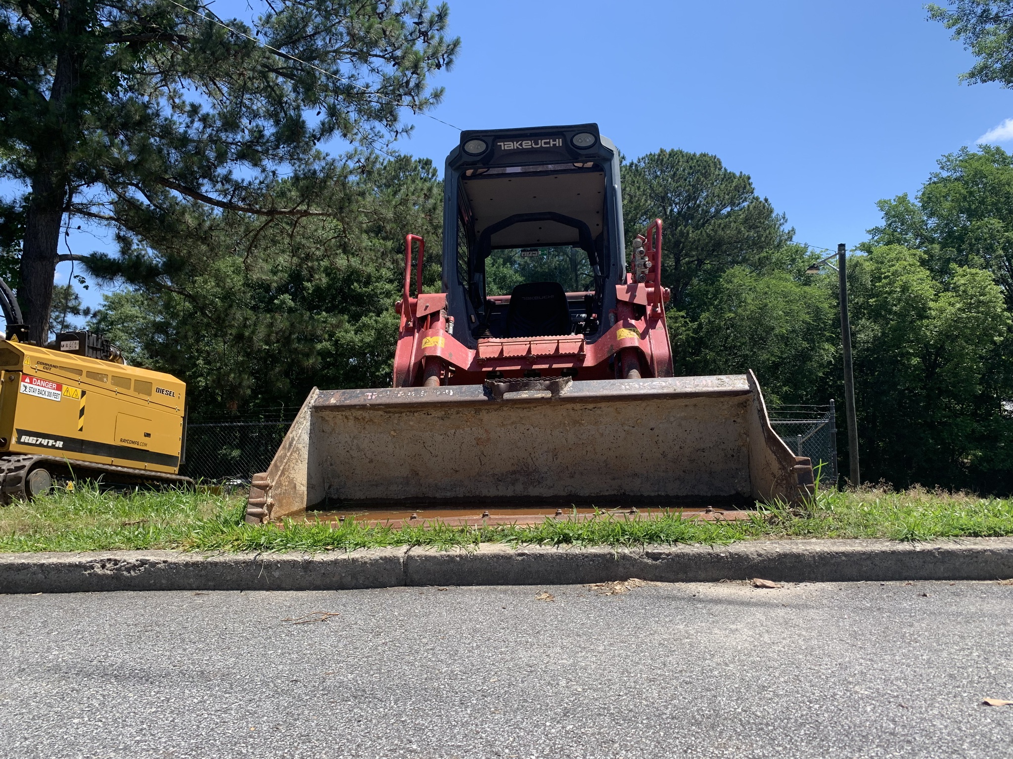 2017 Takeuchi TL 10V-2 Image 9