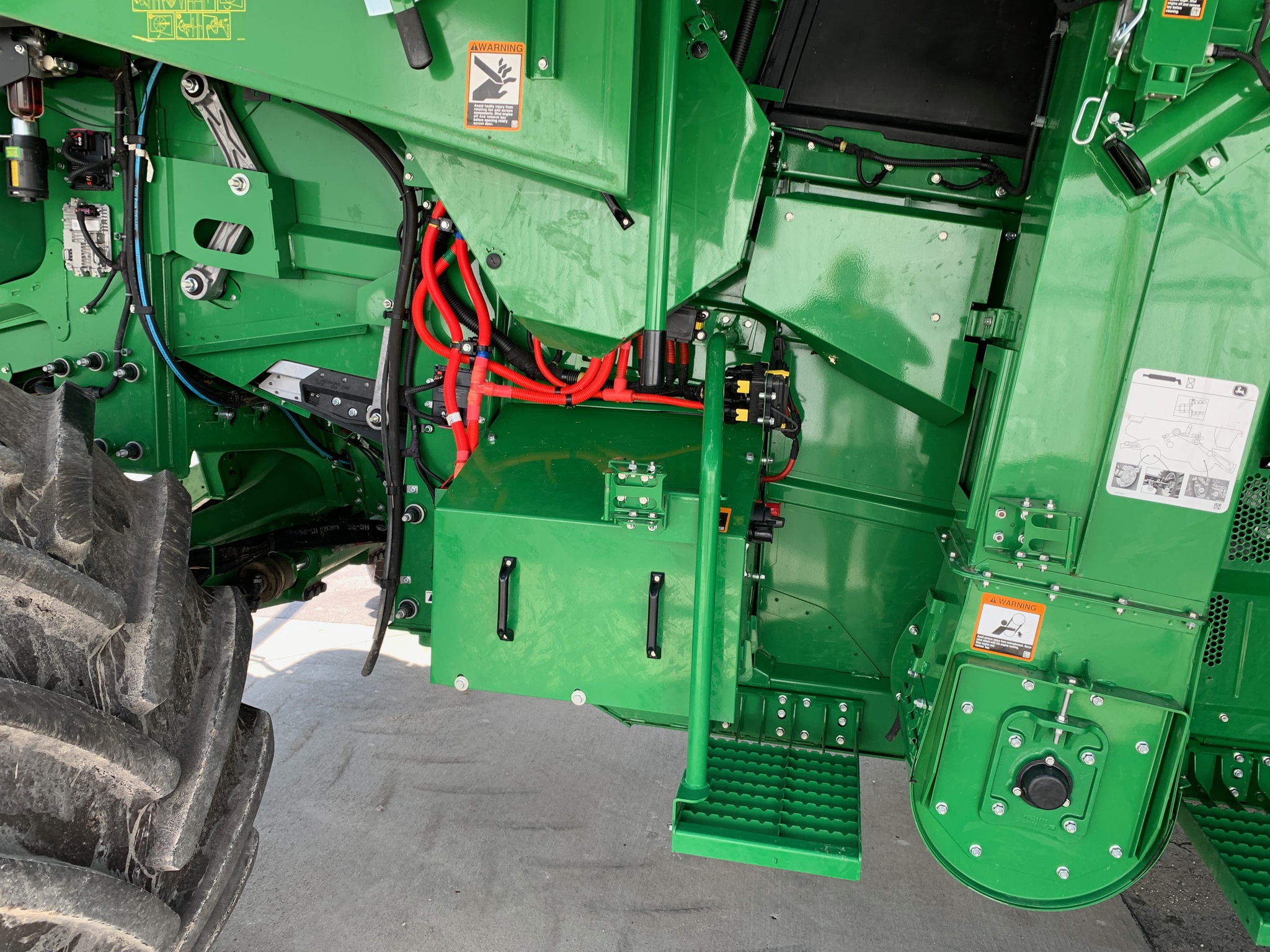  2023 John Deere X9 1000 at Heritage Tractor in Lamar, MO