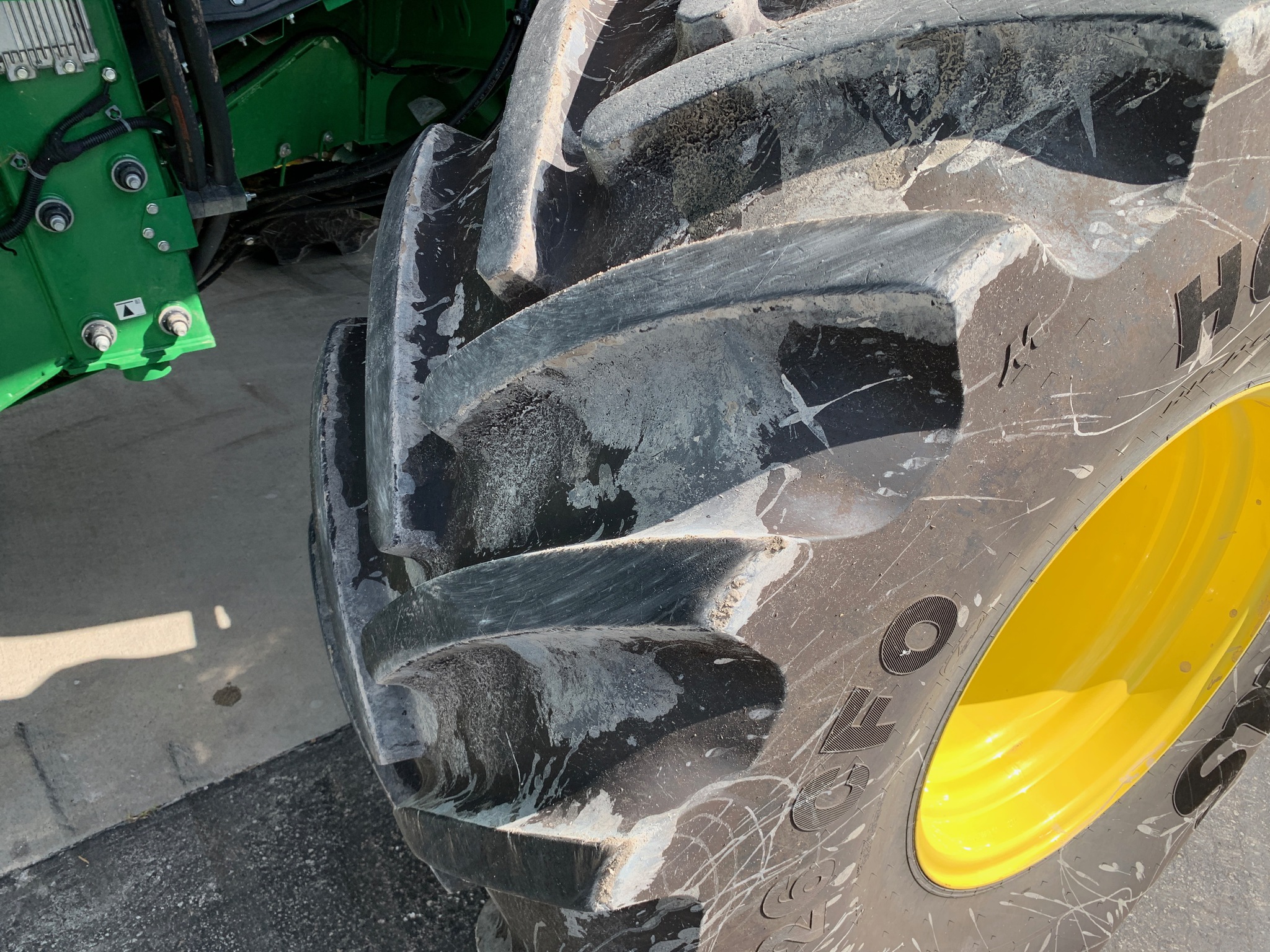  2023 John Deere X9 1000 at Heritage Tractor in Lamar, MO