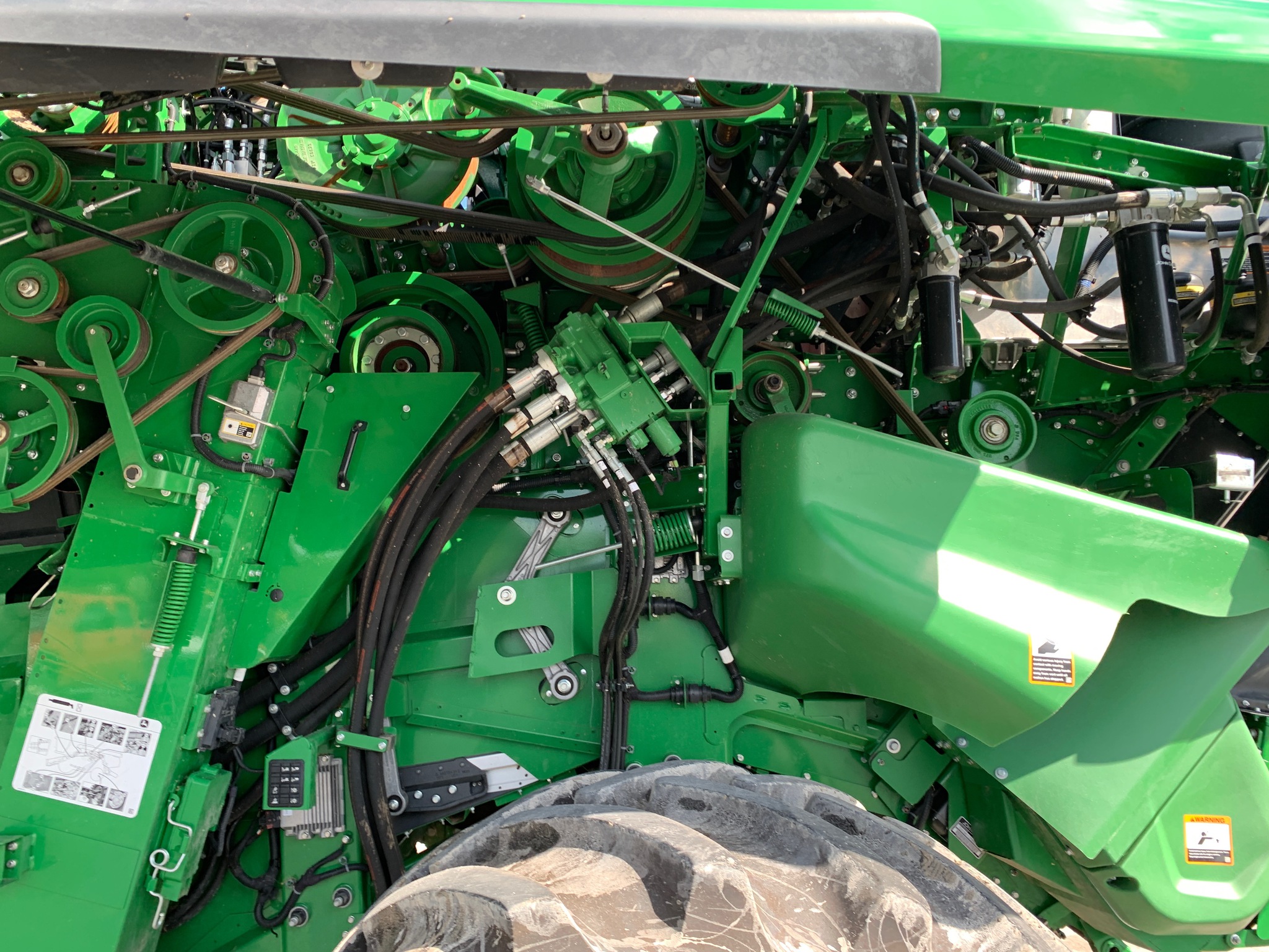  2023 John Deere X9 1000 at Heritage Tractor in Lamar, MO