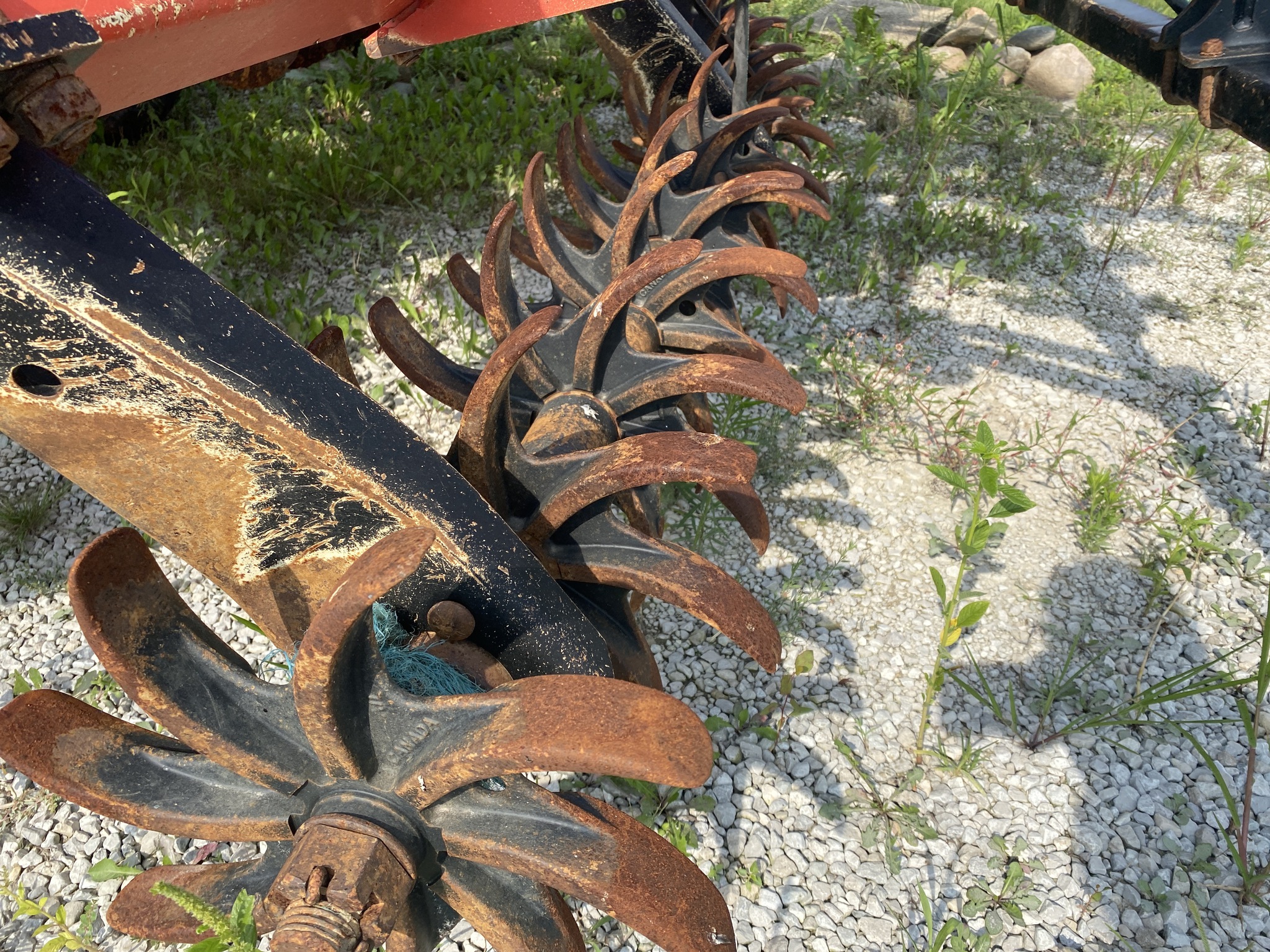 Used 2018 Krause 8050-20 Vertical Tillage at Koenig Equipment in Greenfield, IN - PhotoXL16