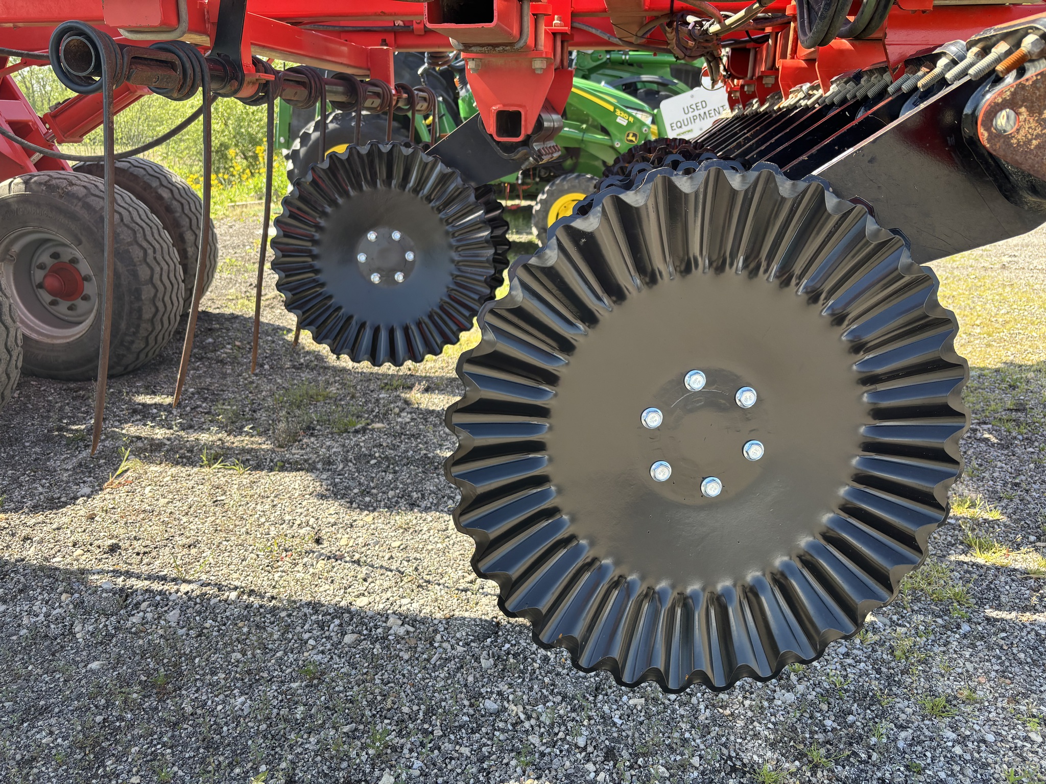 Used 2018 Krause 8050-20 Vertical Tillage at Koenig Equipment in Greenfield, IN - PhotoXL6