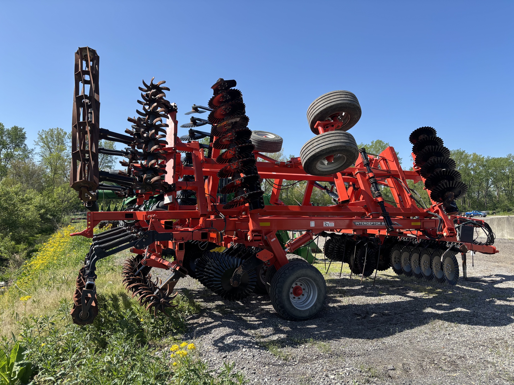 Used 2018 Krause 8050-20 Vertical Tillage at Koenig Equipment in Greenfield, IN - PhotoXL4