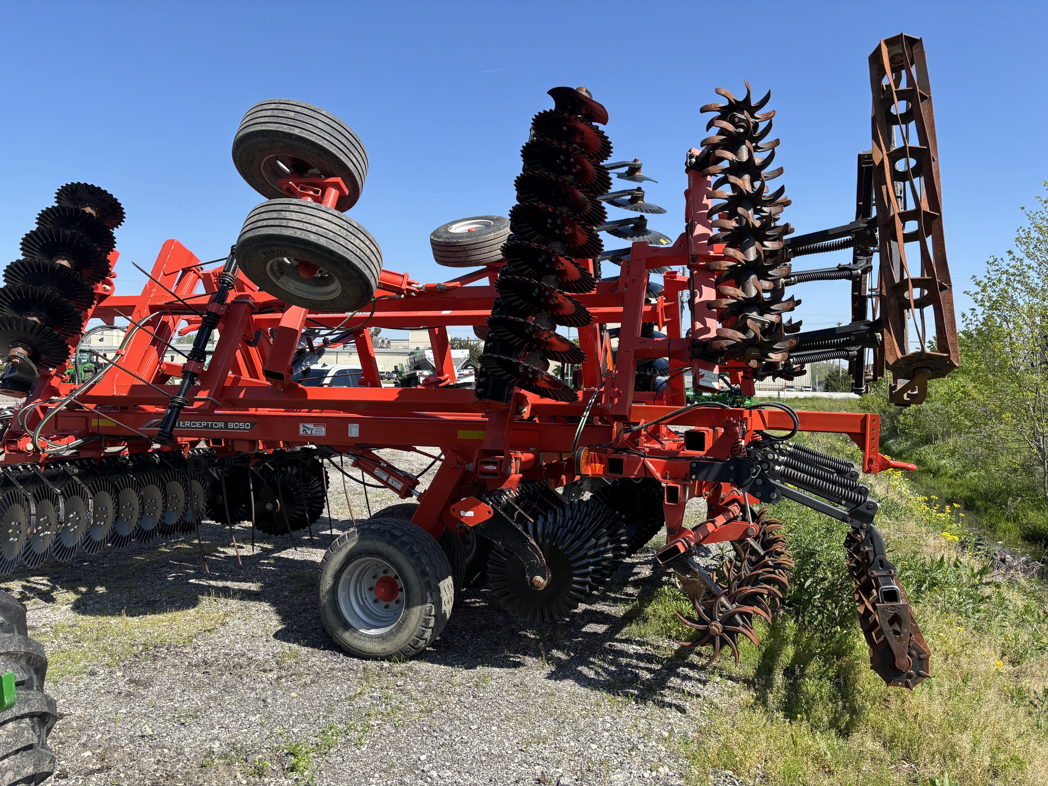 Used 2018 Krause 8050-20 Vertical Tillage at Koenig Equipment in Greenfield, IN - PhotoXL5