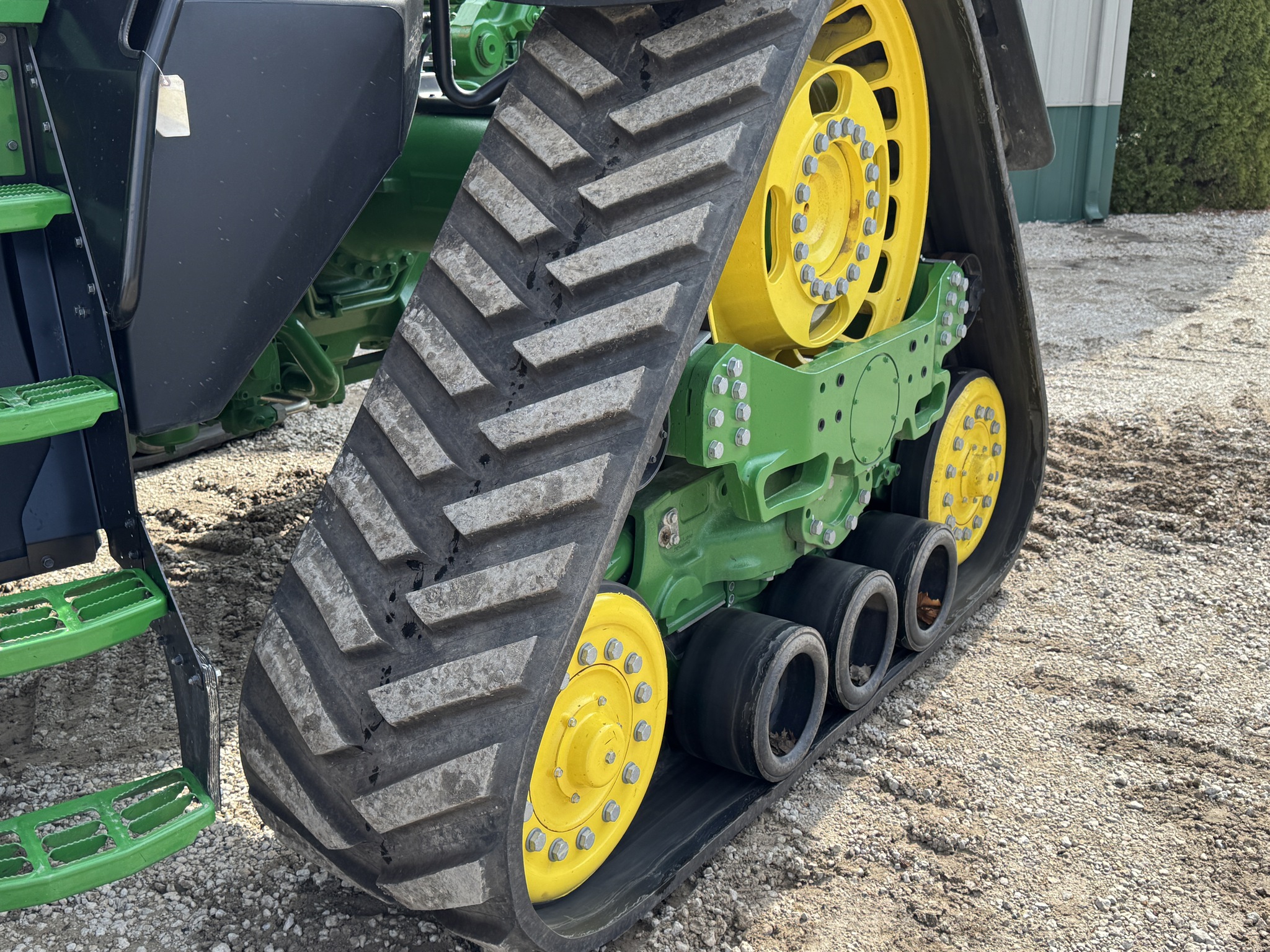  2023 John Deere 8RX 410 at Heritage Tractor in Streator, IL