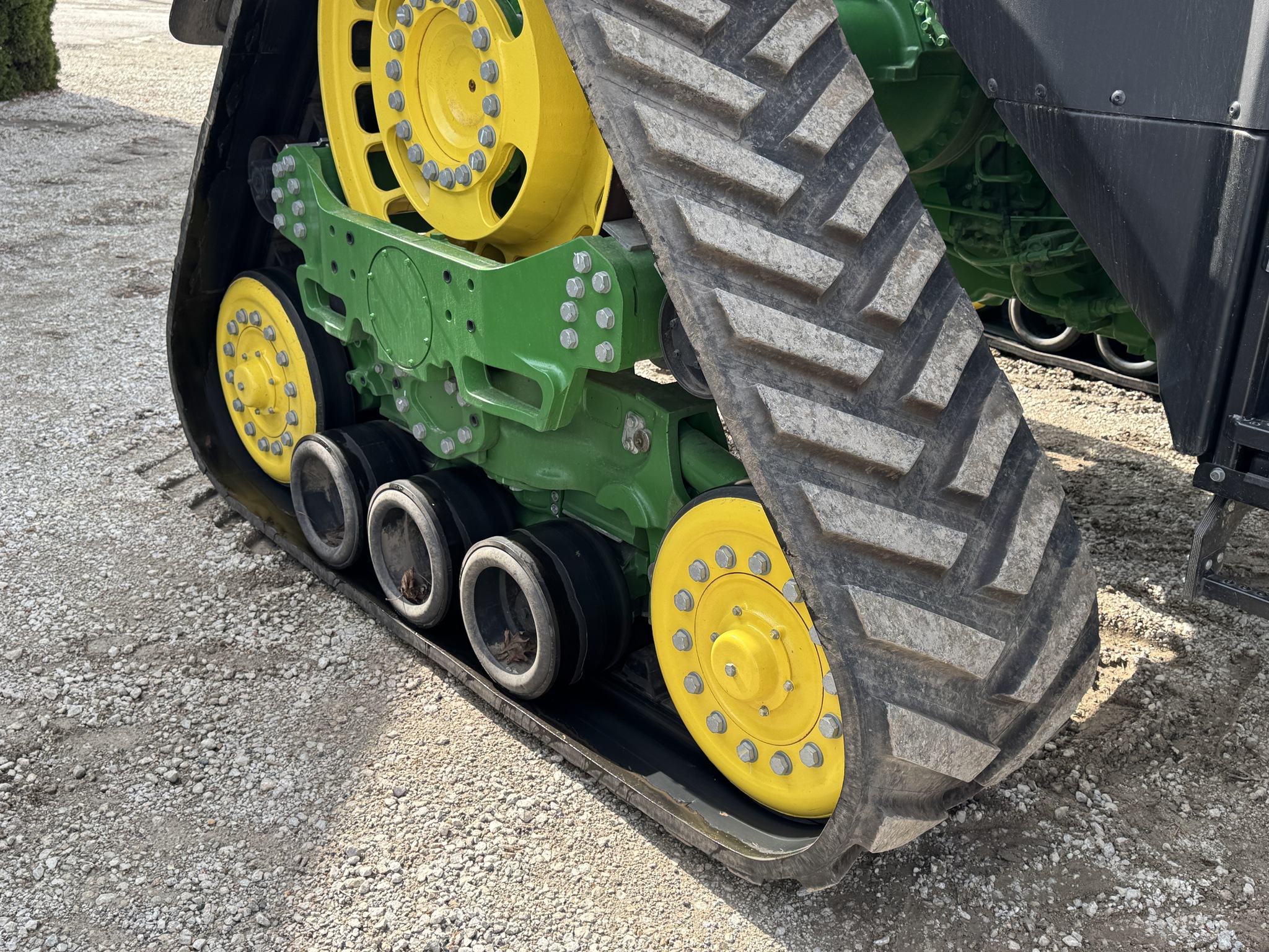  2023 John Deere 8RX 410 at Heritage Tractor in Streator, IL