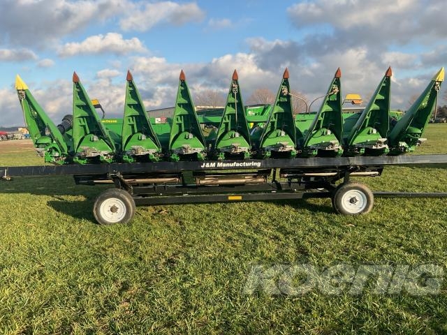 Used 2023 John Deere C8R Corn and Row Crop headers at Koenig Equipment in Urbana, OH - PhotoXL14