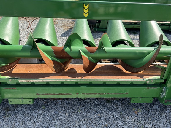 Used 2023 John Deere C8R Corn and Row Crop headers at Koenig Equipment in Urbana, OH - Photo5