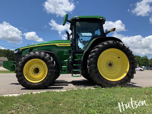Photo of 2024 John Deere 8R 310