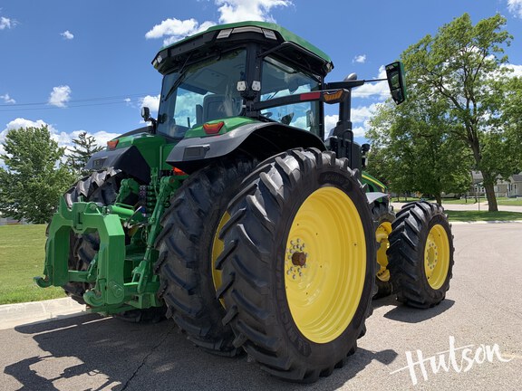 Photo of 2024 John Deere 8R 310