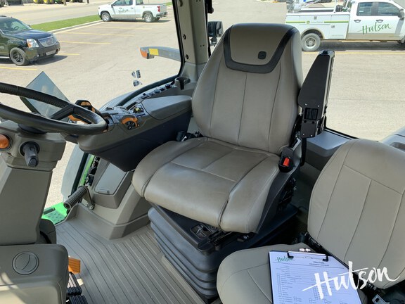 Photo of 2024 John Deere 8R 310