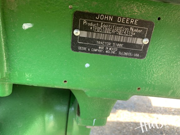 Photo of 2024 John Deere 5100E