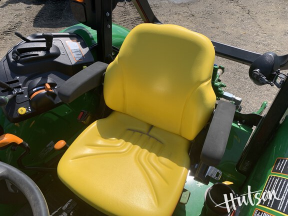 Photo of 2024 John Deere 5100E