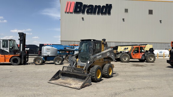Photo of a 2024 John Deere 330G