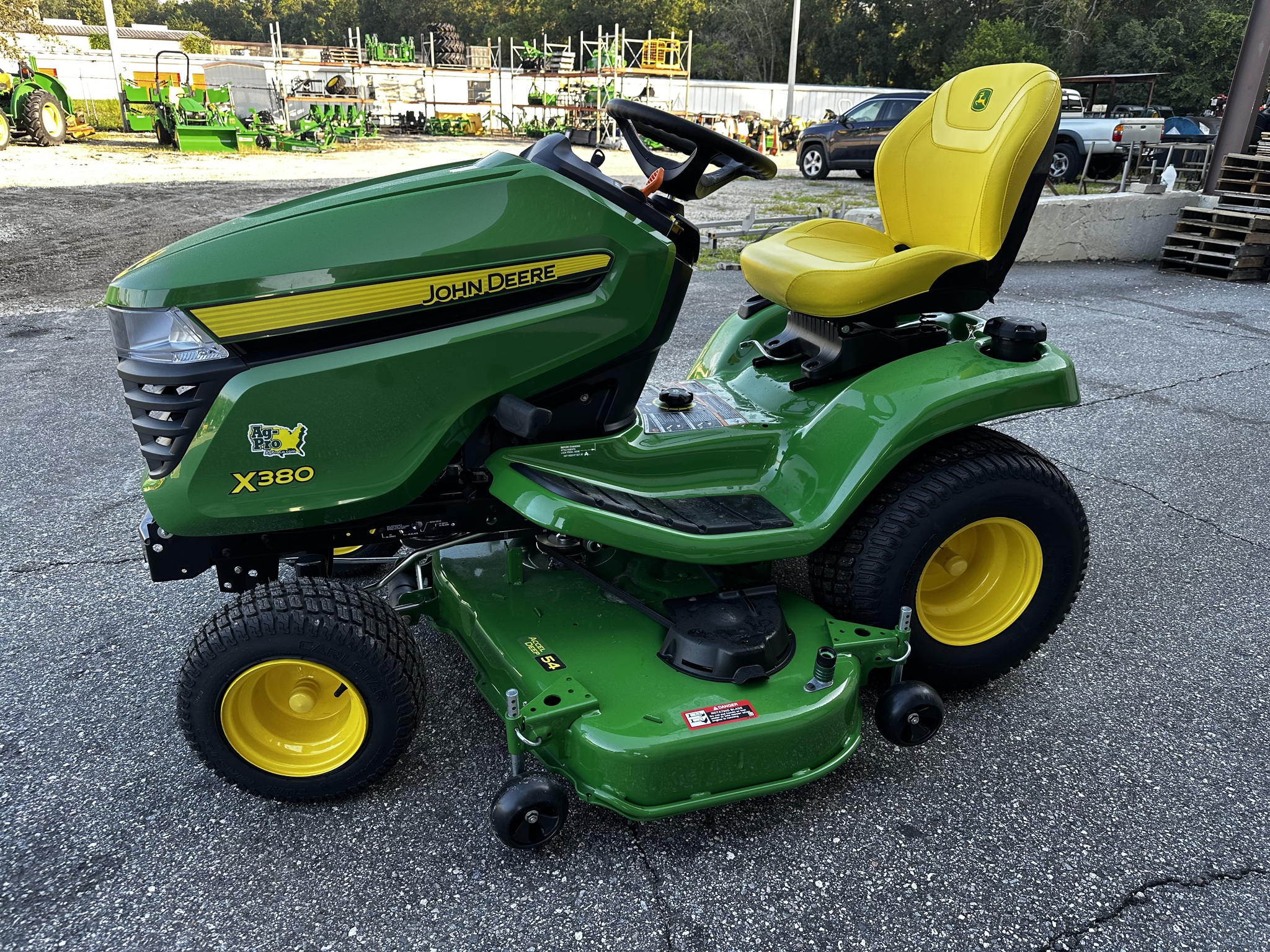 2025 John Deere X380 Image 1