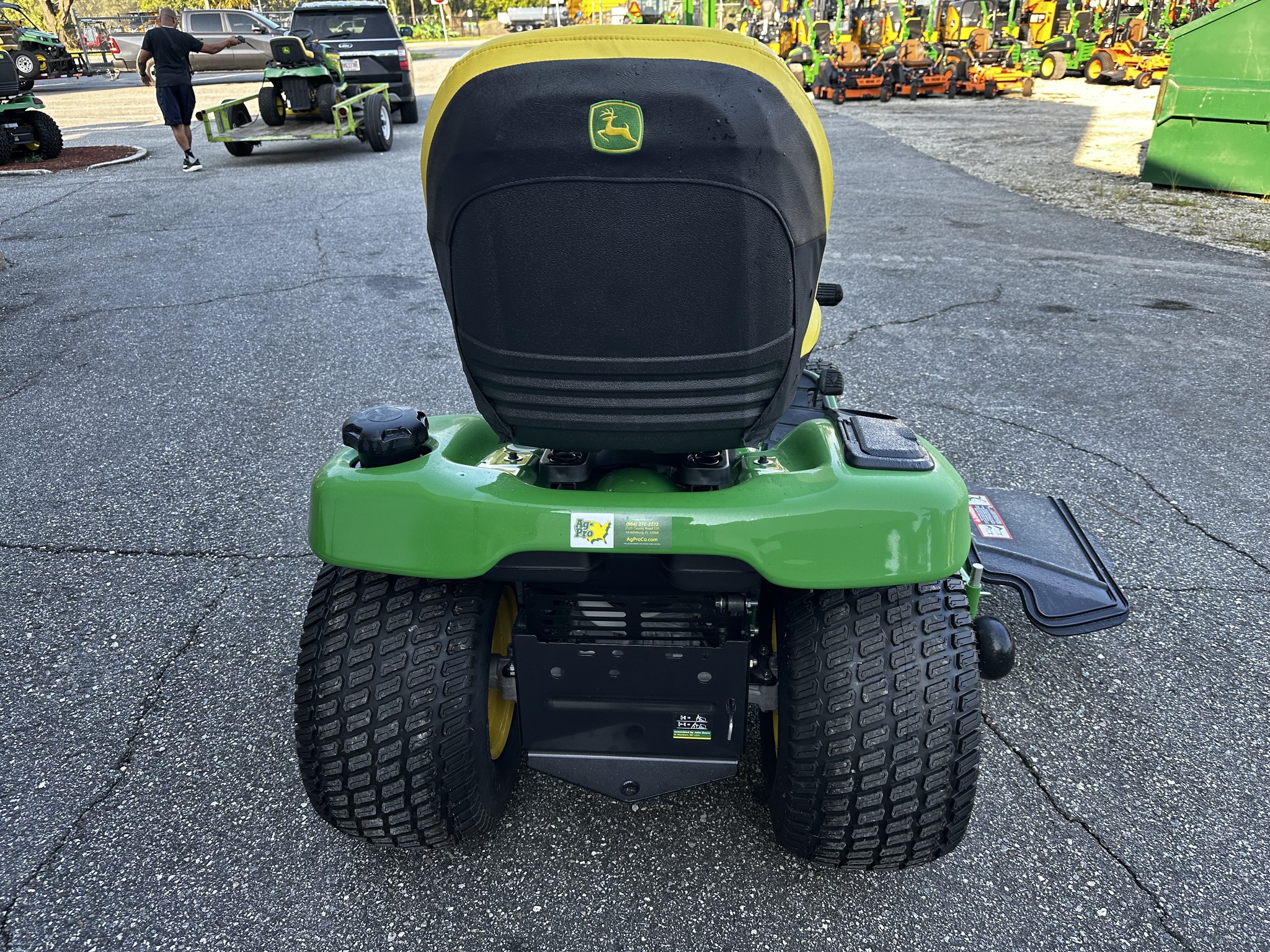 2025 John Deere X380 Image 6