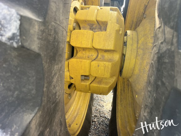 Photo of 2024 John Deere 8R 370