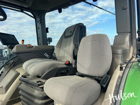 Photo of 2024 John Deere 8R 370