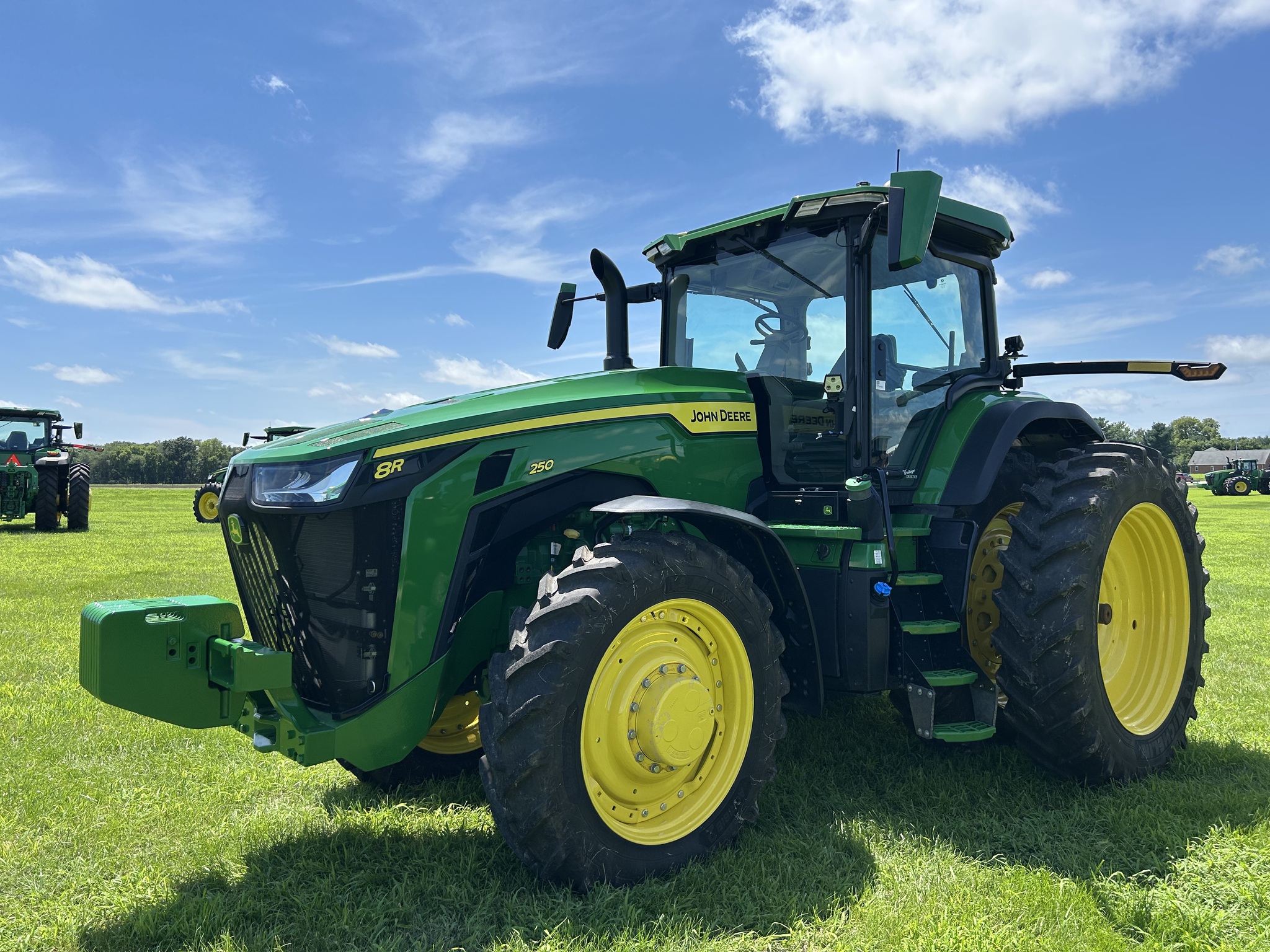  2024 John Deere 8R 250 at Heritage Tractor in Lacon, IL