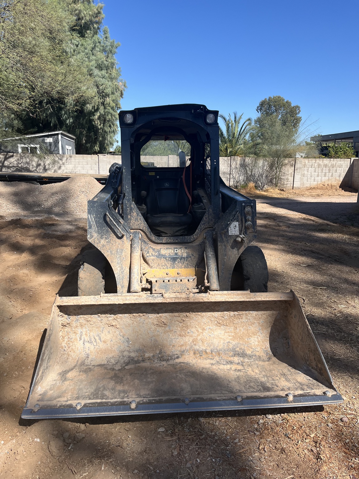 2023 John Deere 324G Image 13