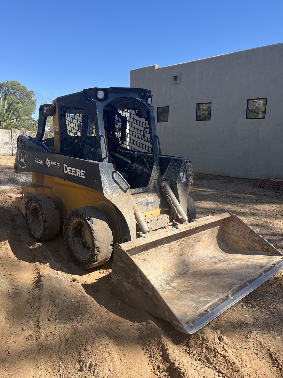 2023 John Deere 324G Image 1