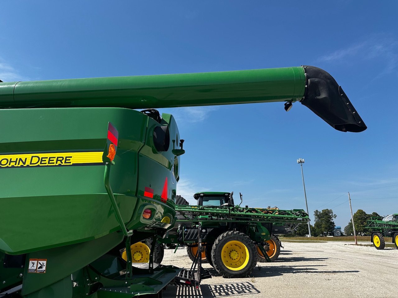  2021 John Deere S770 at Heritage Tractor in Galesburg, IL