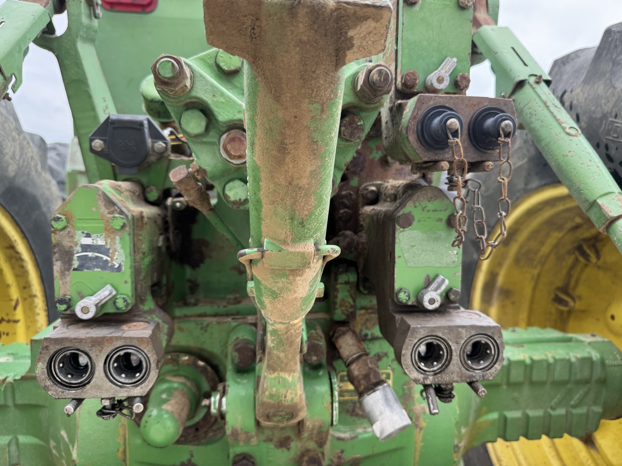 1975 John Deere 8430 Image 9